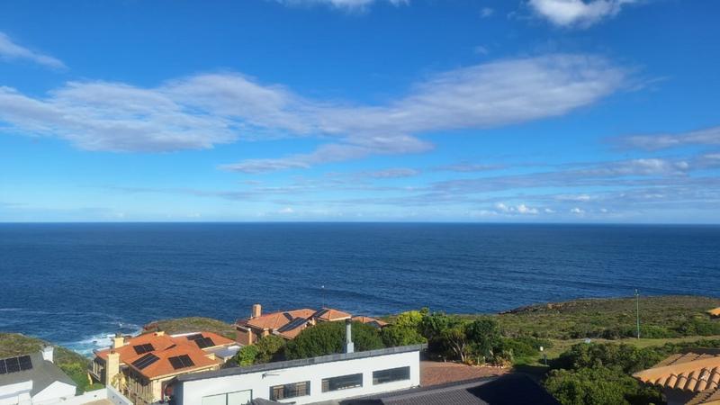 To Let 4 Bedroom Property for Rent in Mossel Bay Golf Estate Western Cape